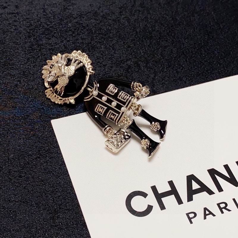 Chanel Brooch 05yxs96